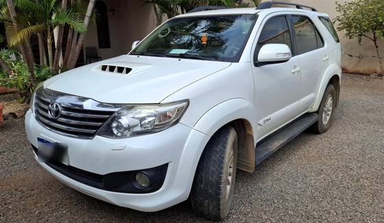 TOYOTA HILUX SW4 3.0 SRV 4X4 16V TURBO INTERCOOLER DIESEL 4P AUTOMÁTICO